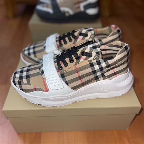 burberry dhgate|Burberry knockoff shoes.